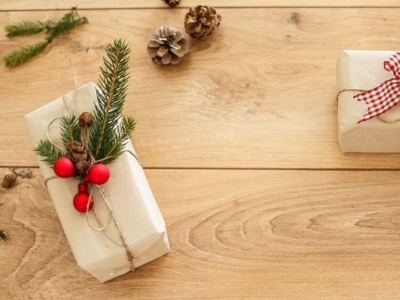 5 idées de cadeaux de Noël pour grands voyageurs